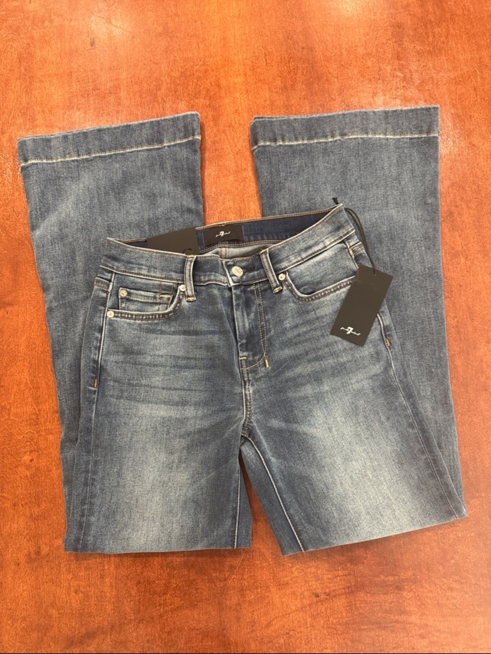 7 For All Mankind Dojo Slim Illusion Wide Hemmed Flare Jeans - Medium Wash - Picture 4 of 7